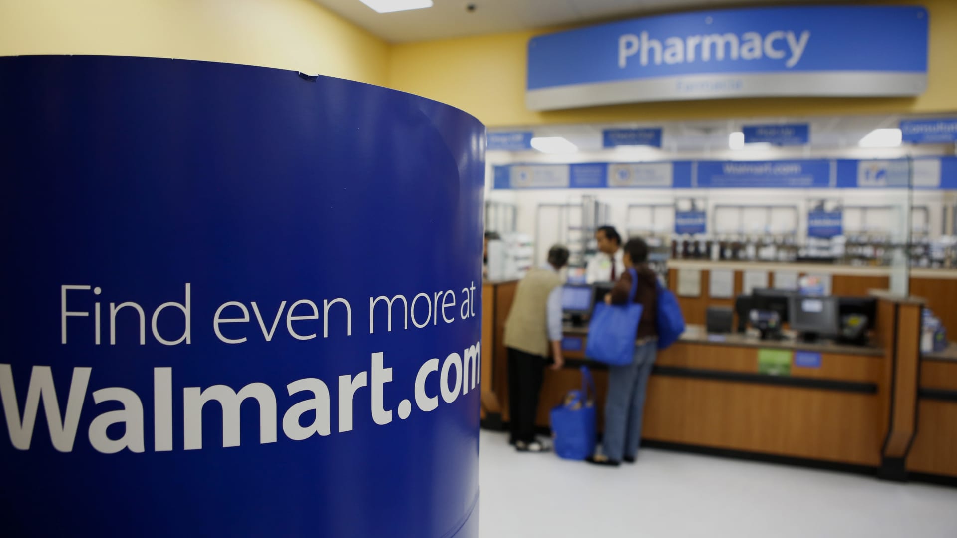 Healthy Returns: Walmart, CVS step in to help seniors navigate Medicare coverage of obesity drugs 