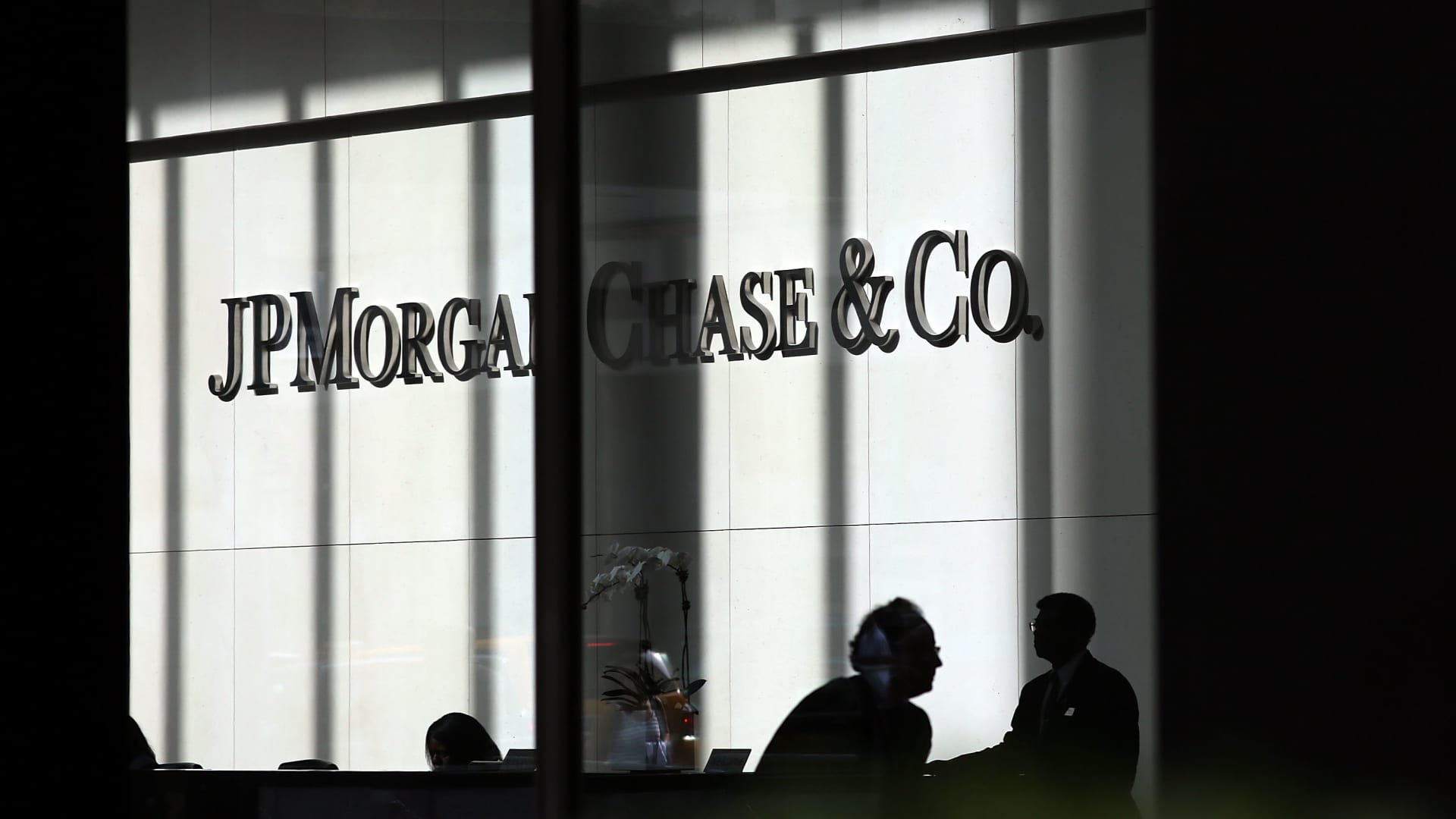 Stocks making the biggest moves premarket: JPMorgan Chase, Bank of America, IBM, Apple & more