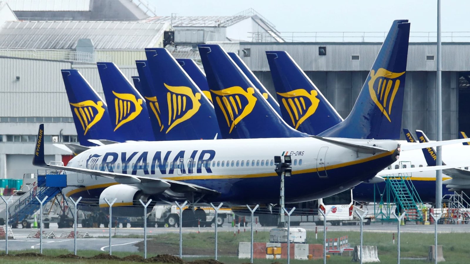 Ryanair jet window 'dislodged' during flight forcing emergency landing in Greece
