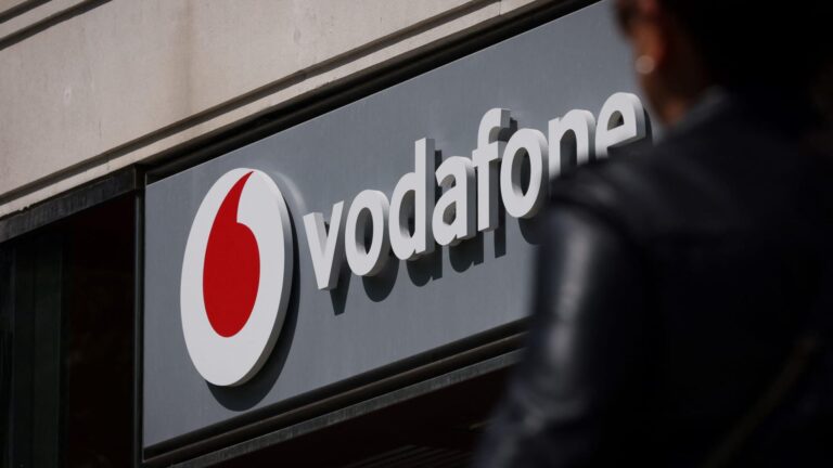 Stocks making the biggest moves premarket: Delta, Circle, Vodafone, Intel and more