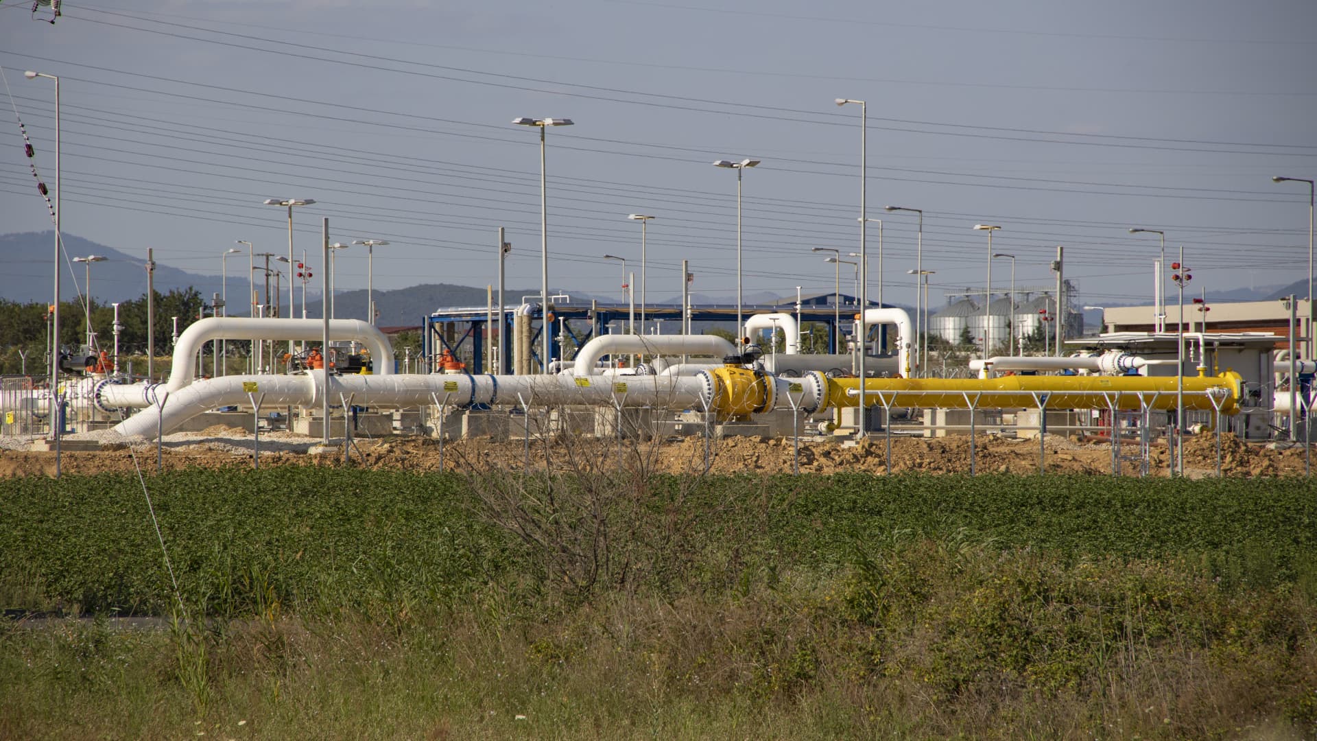 These dividend-paying data center power plays are on Goldman’s latest top 10 list