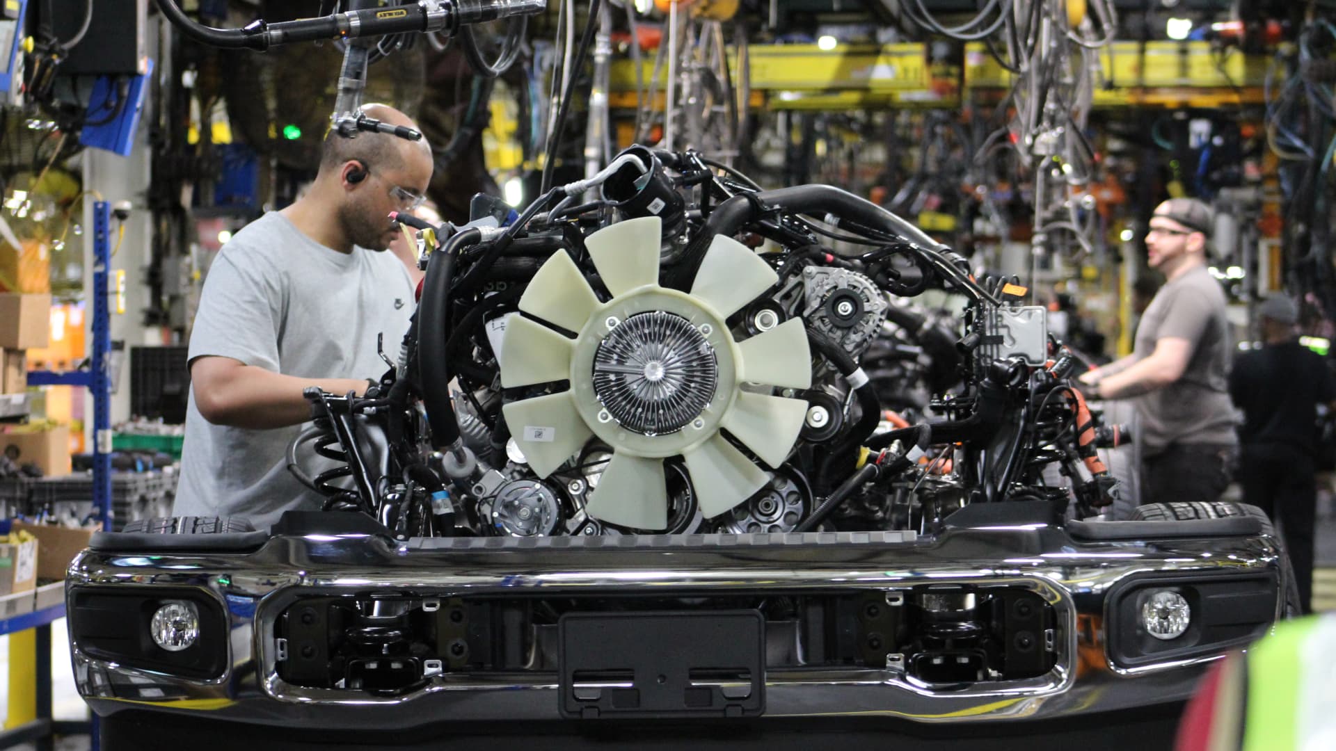 U.S. auto industry faces more uncertainty without extension of USMCA trade deal