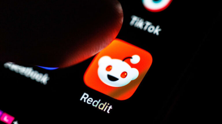 One of the best AI data stories is emerging in this social media stock, says Tony Zhang