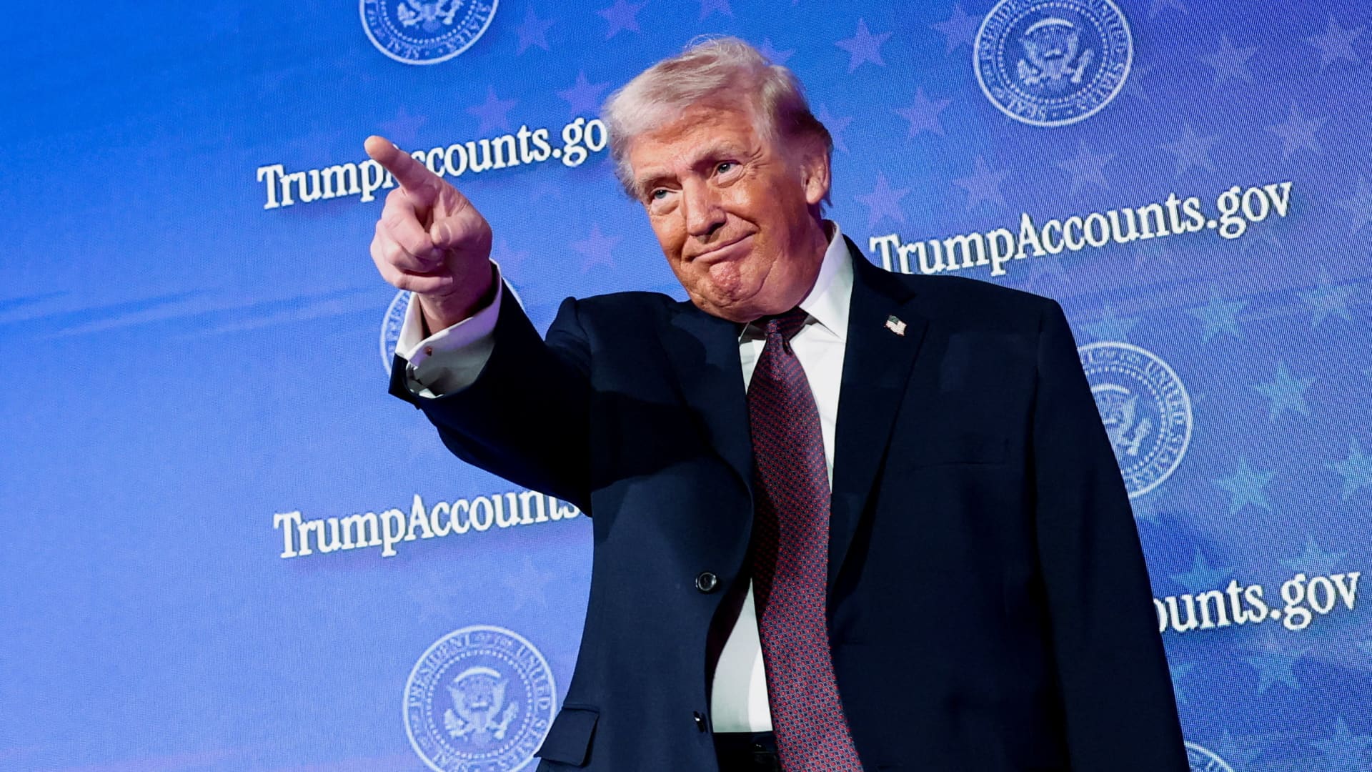 Trump to ring opening bell at White House with raft of CEOs in first-of-its-kind market open