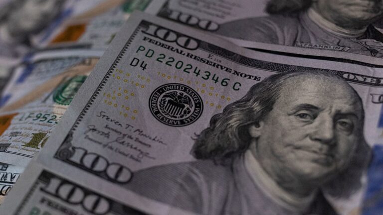 The dollar looks ready to break higher. Here's why Wall Street is turning bullish