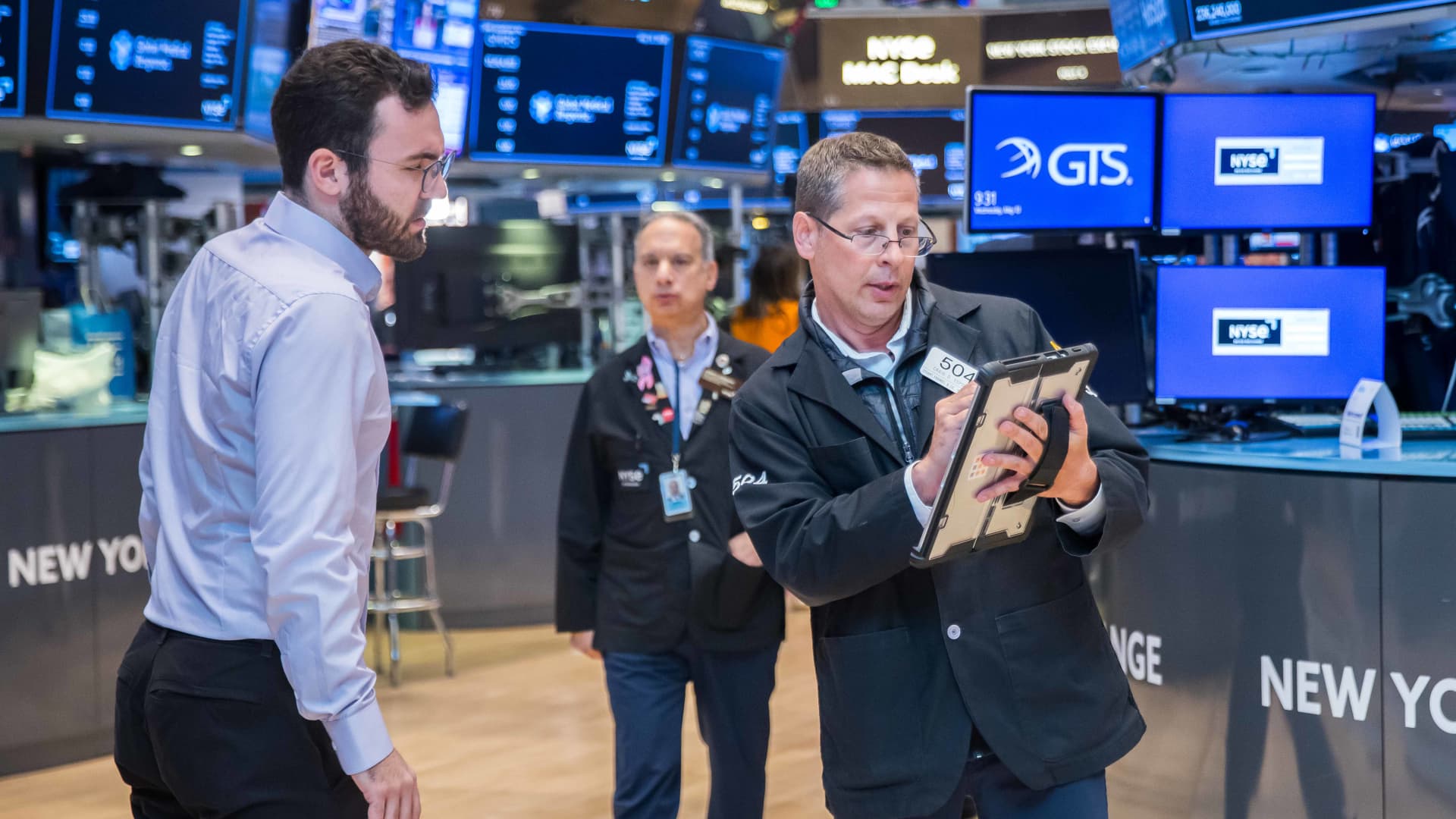 S&P 500 futures are little changed as traders look to recover from oil-driven sell-off: Live updates