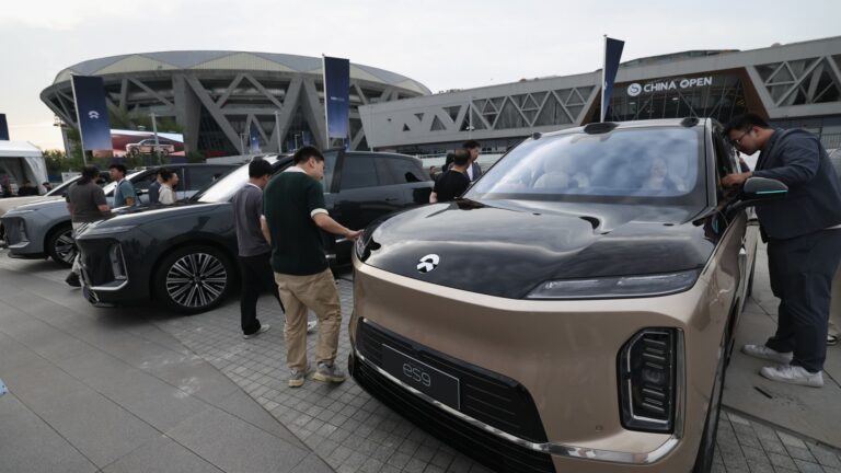 Buy the dip on this Chinese EV maker that's poised for a comeback, says Goldman Sachs