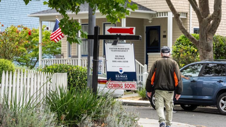 Mortgage rates are rising again, but homebuyers are seeing some advantages