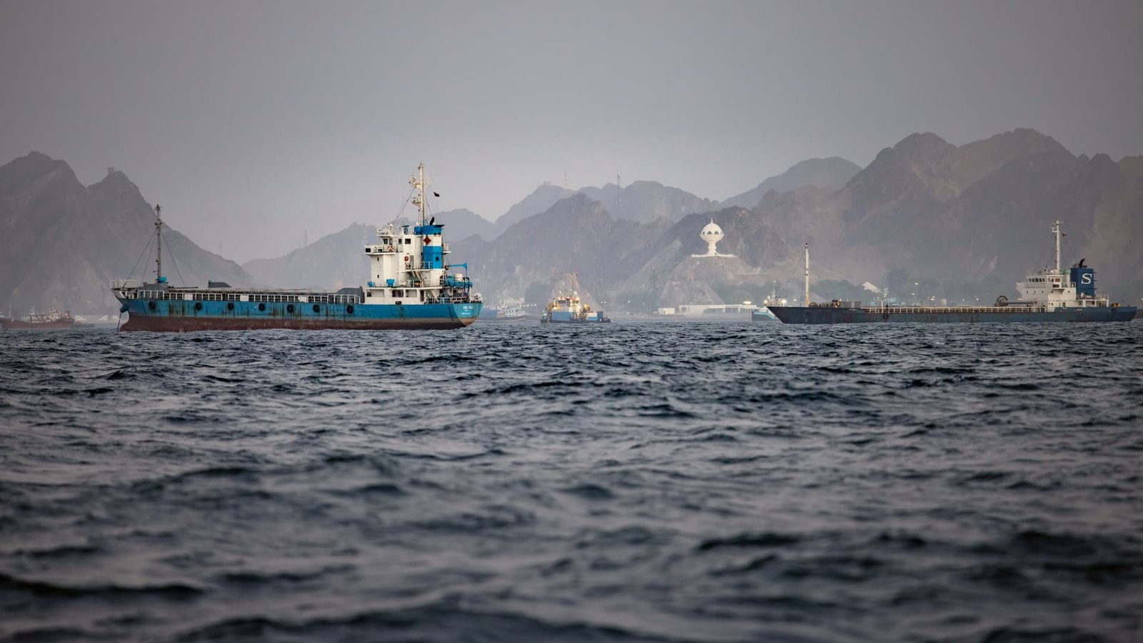 Oil rises as Iran threatens retaliation if Trump targets country's critical infrastructure