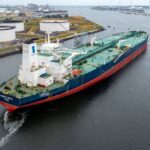 Ships shun Strait of Hormuz as renewed fighting strains key oil corridor