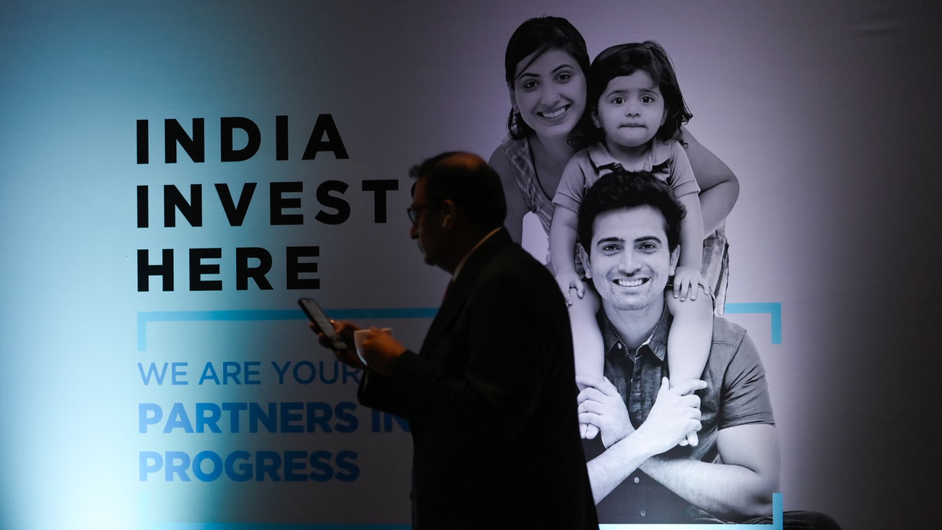 Foreign investors sweeten on Indian government bonds as equities see a sell-off