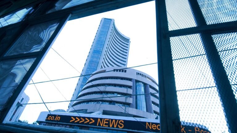Top Gainers &amp; Losers on 31 July: Bajaj Finance, Hyundai Motor, GAIL, Tata Motors, Redington among top gainers today