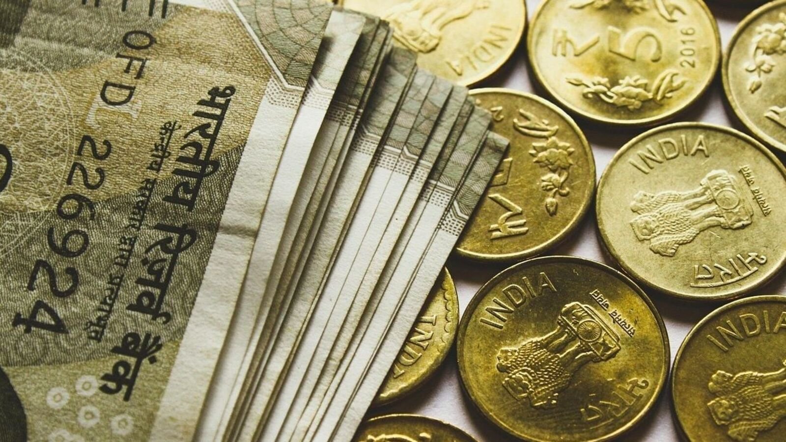 Rupee opens 4 paise higher at 96.31 against US dollar