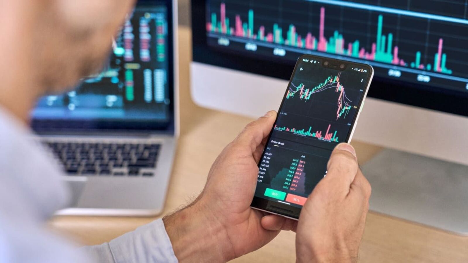 Coforge, Infosys to TCS: IT stocks rally as US software stocks outperform SOX last night; Nifty IT index jumps around 3%