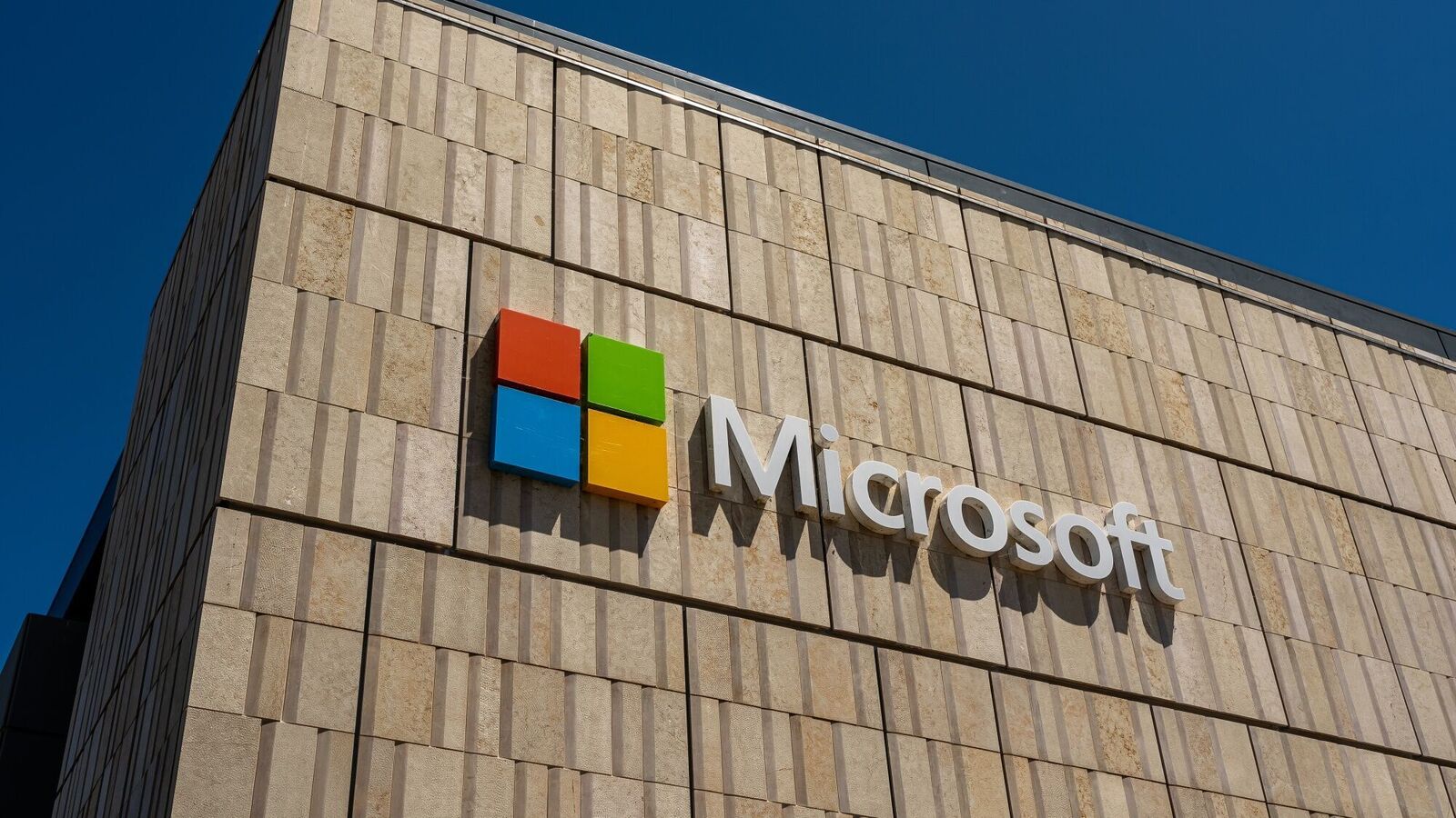 Microsoft stock edges higher ahead of Q4 results, Wall Street eyes AI payoff