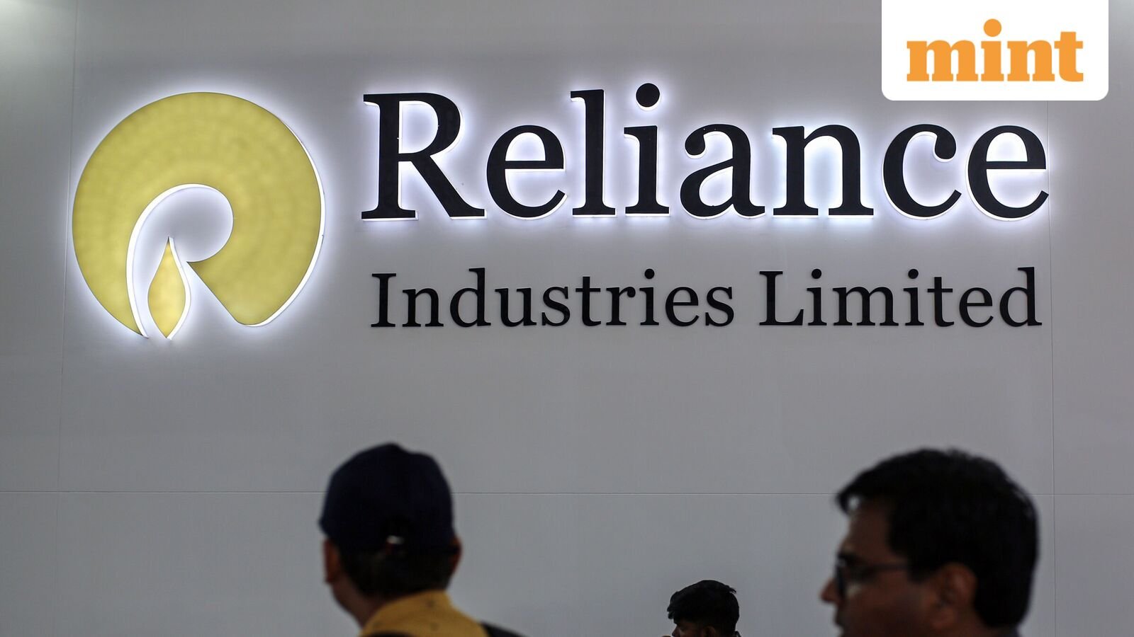 Reliance Industries Q1 Results LIVE: Here's what brokerages expect from the Mukesh Ambani company - Jio, Retail in focus