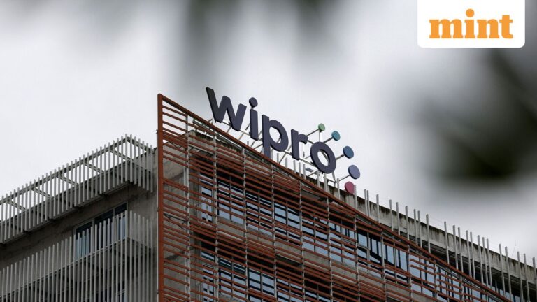 Wipro, Tech Mahindra Q1 Results 2026 LIVE: IT stocks mixed ahead of key earnings