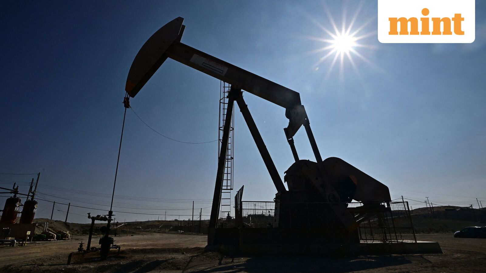 Oil prices decline as OPEC+ approves higher output targets; Brent above $70 per barrel