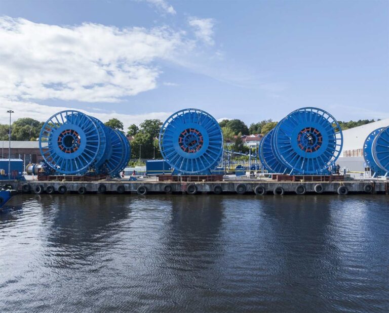 Eni awards SLB OneSubsea major umbilical contract for Kutei North Hub