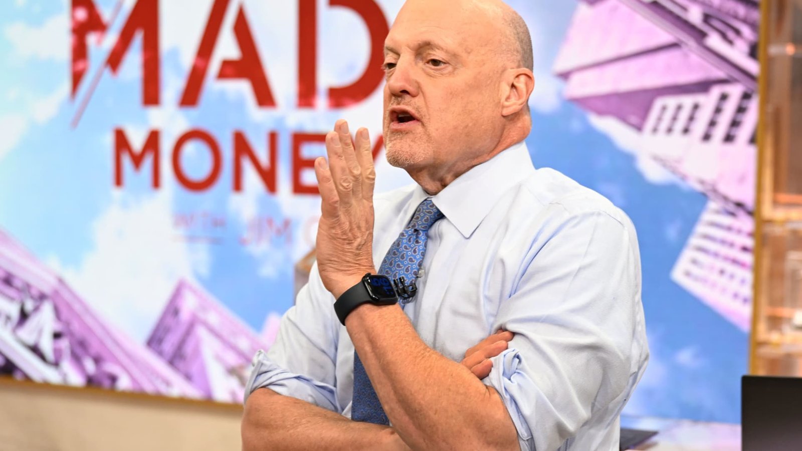 Here's what Jim Cramer says stock investors need to know about the bond market