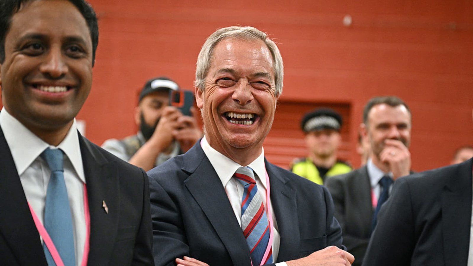 Trump ally Nigel Farage wins special election to return to UK parliament