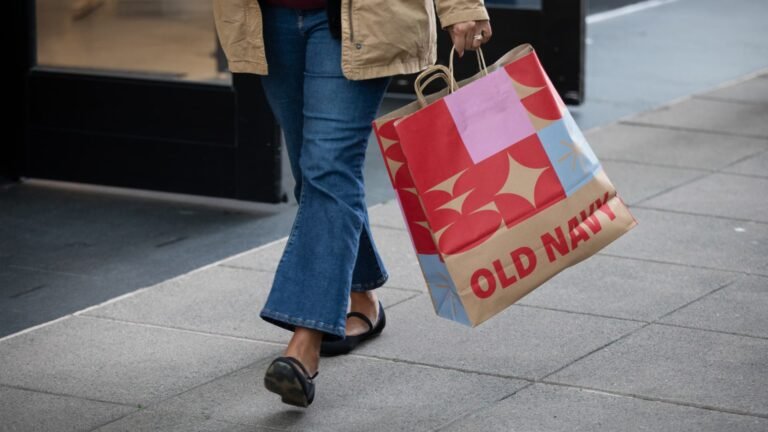 Gap announces new Old Navy CEO following sluggish quarterly sales