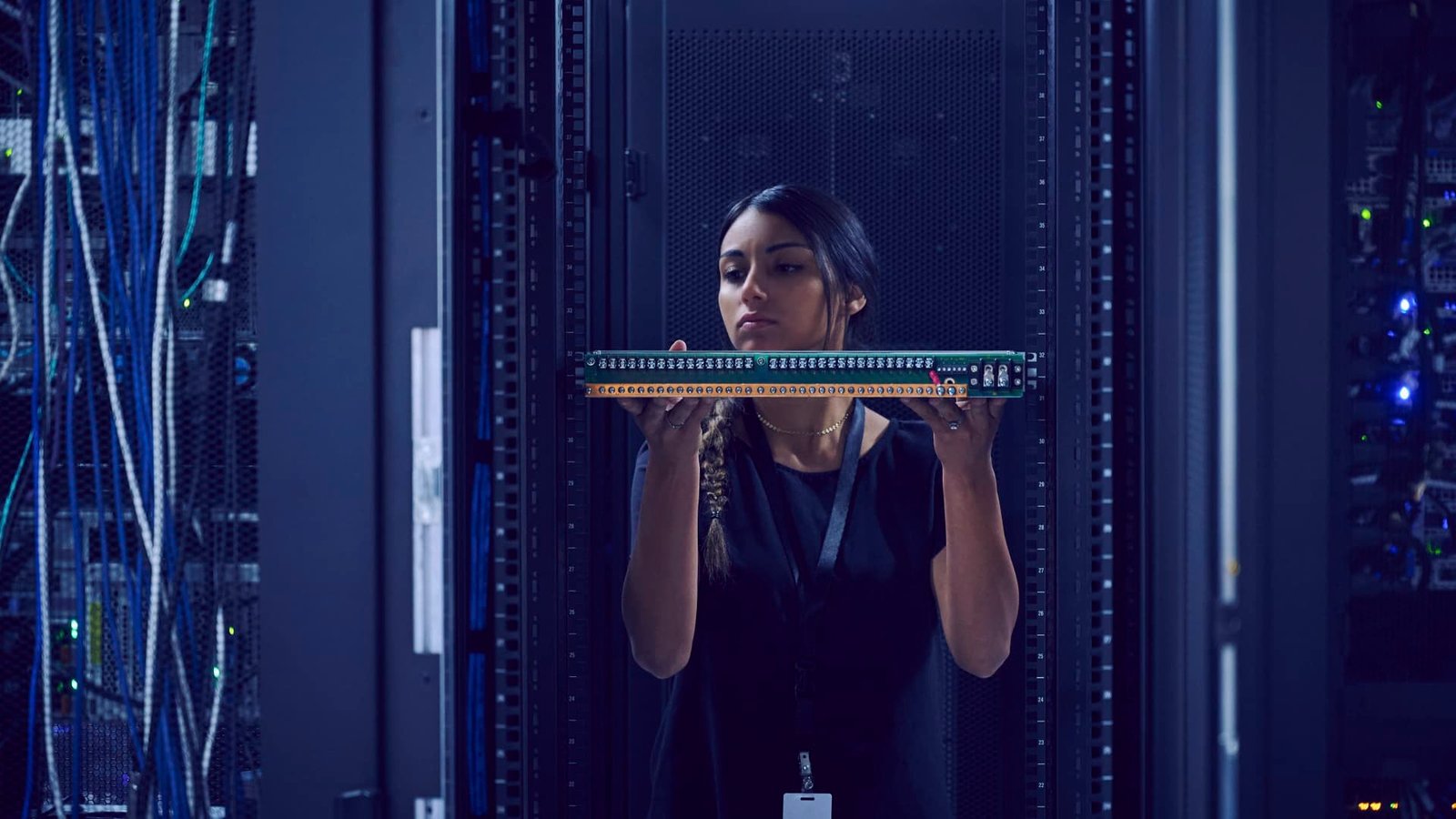 4 memory stocks are darlings of the AI boom. How they differ and why we own Micron