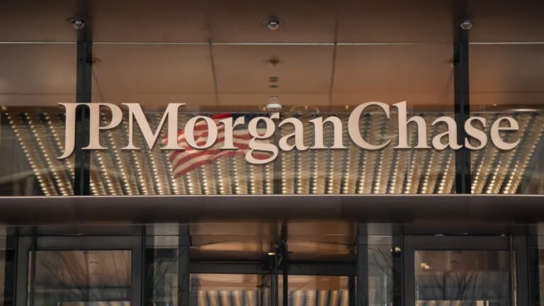 U.S. bond intervention is like 'paying your mortgage with your credit card,' JPMorgan's Sullivan says 