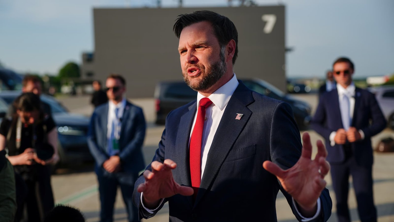 'A delicate dance': JD Vance says economic pressure is the best way to achieve Washington's objectives in Iran