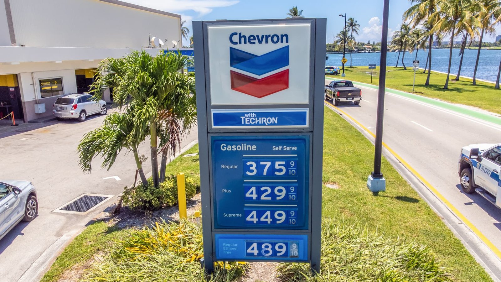 These dividend stocks could give your portfolio a boost, says Bank of America