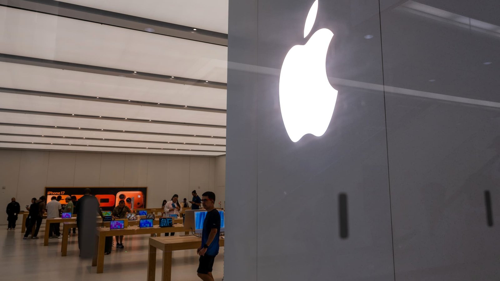 What's expected at Apple's September event — plus, an uneven rally in AI stocks
