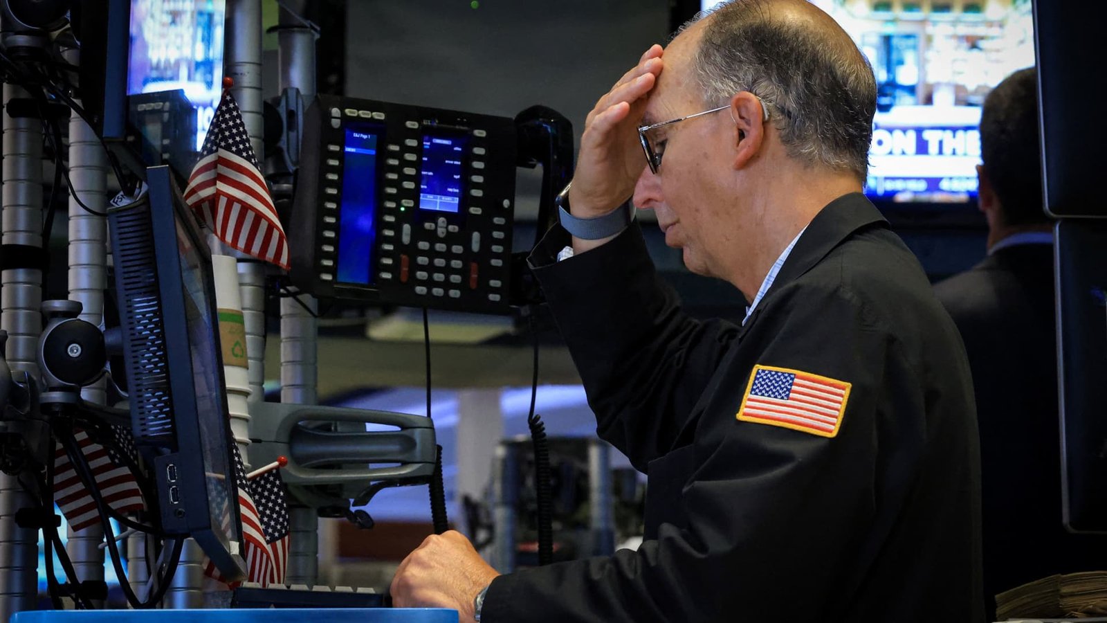 Longer-dated Treasury yields rise as Bessent's bond buyback rally fizzles out