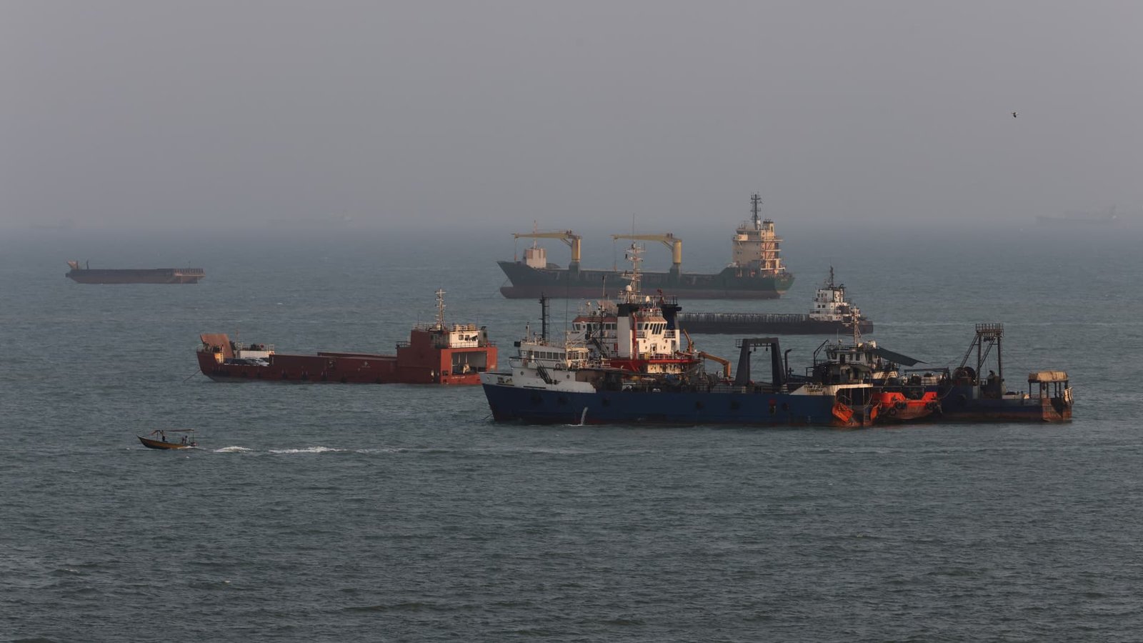 Strait of Hormuz shipping grinds to a halt ahead of U.S.-Iran ceasefire expiry