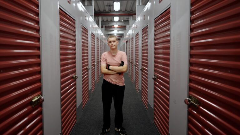 I'm a teen that buys abandoned storage units — my side hustle brings in $135,000/year
