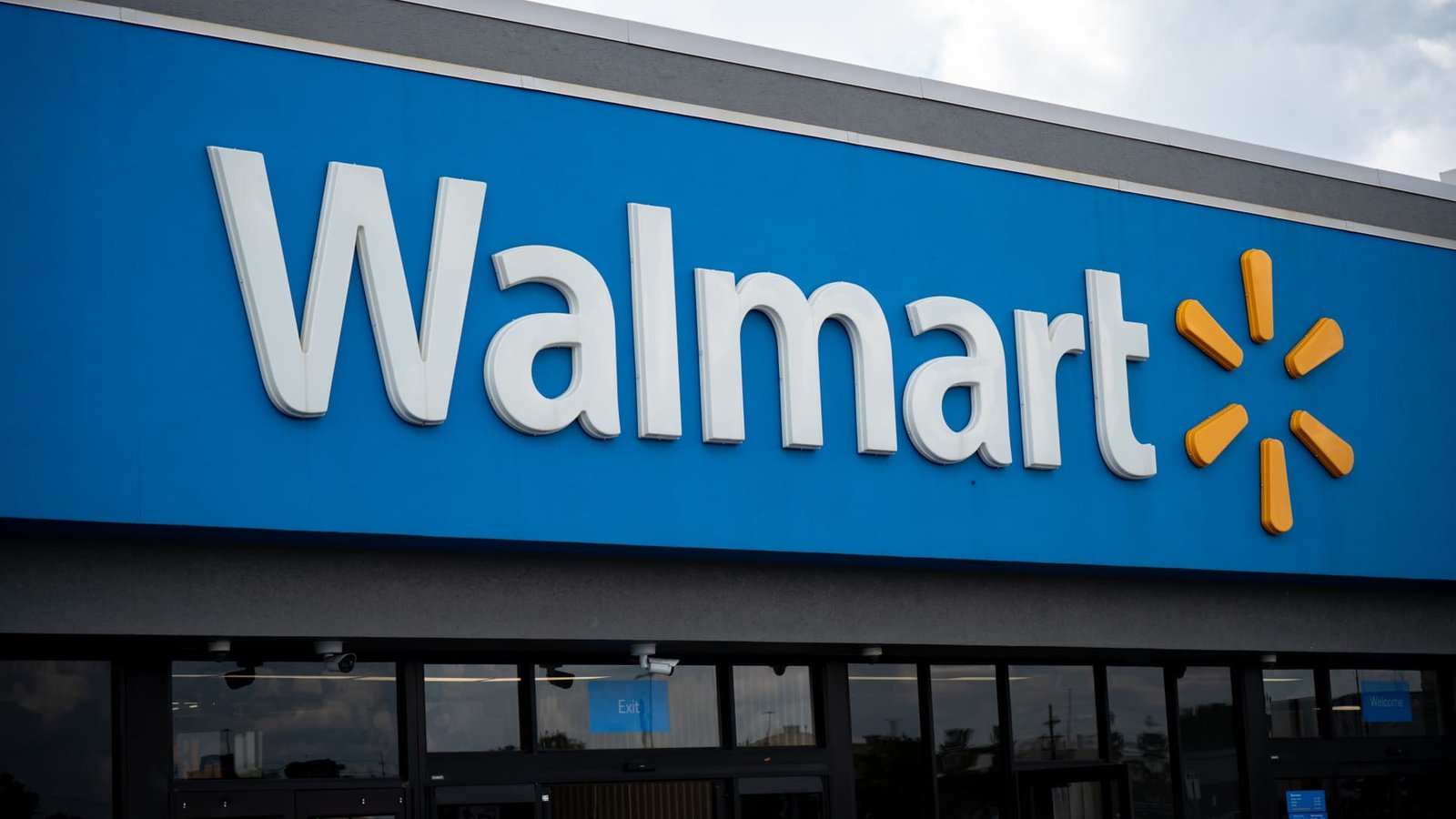 Walmart will report second-quarter earnings before the bell. Here's what to expect