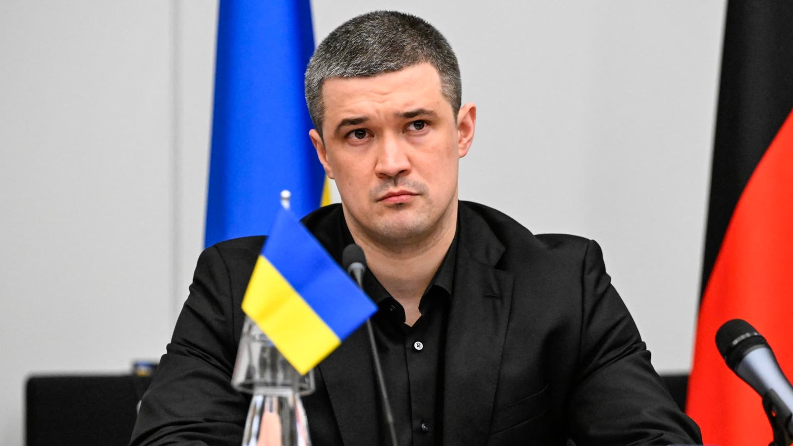 Ukraine's Zelenskyy faces call for wartime election from former defense chief