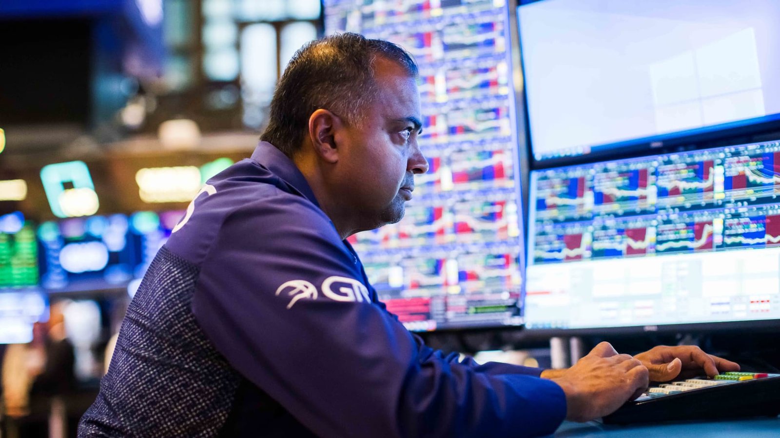 We're booking a 300% profit in an AI winner and buying more of a healthcare name