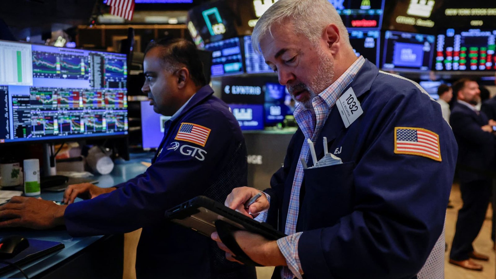 Rising yields rattled the market, but we’re sticking with our favorite AI and retail stocks