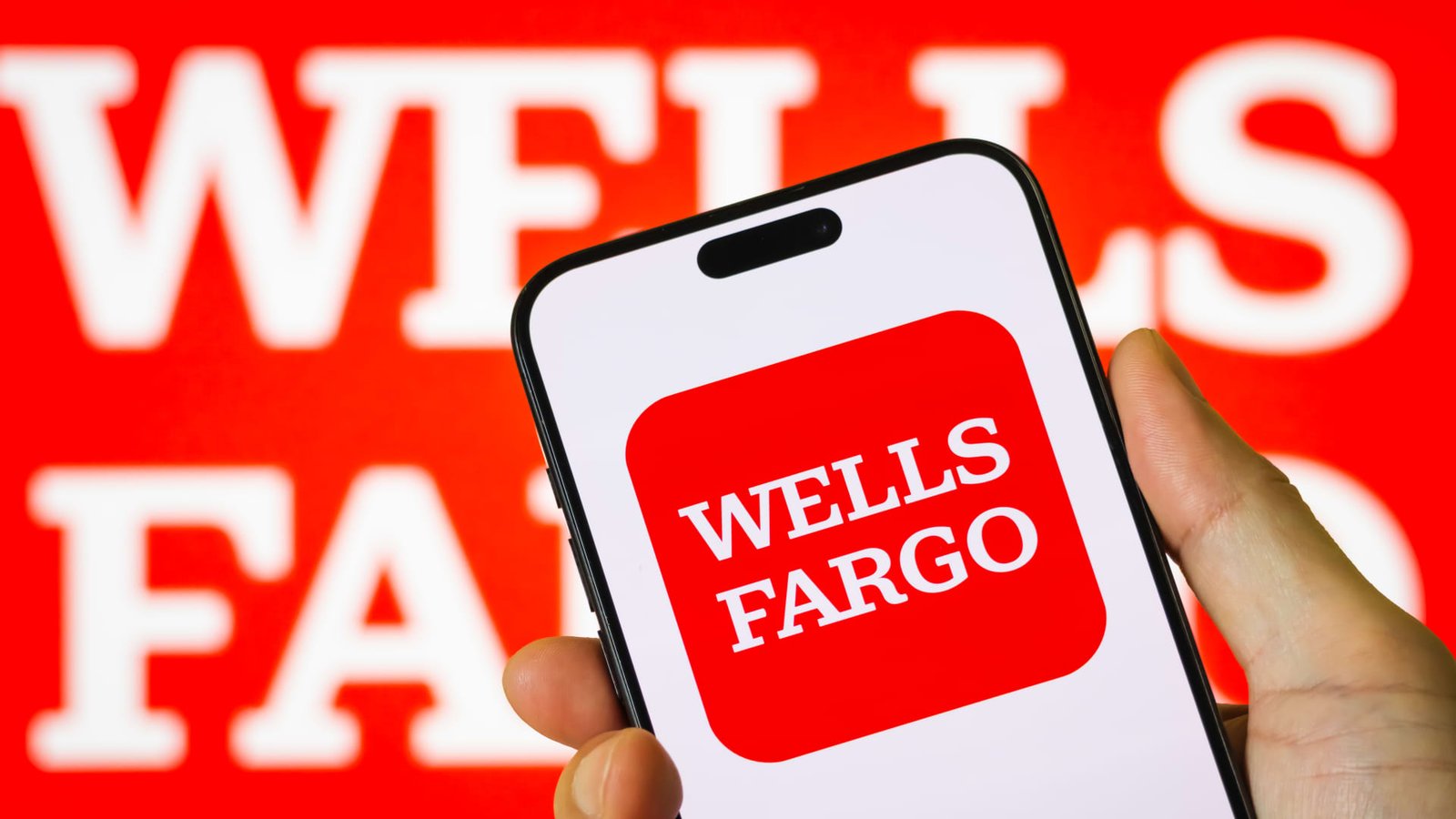 Wells Fargo new account promotions: Earn up to $825