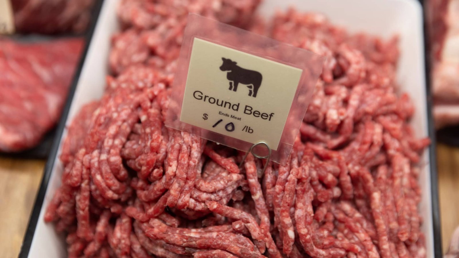 Trump to allow import of 300,000 metric tons of ground beef without tariff