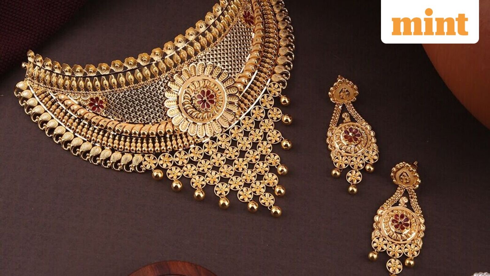 Shankesh Jewellers share price makes a positive debut, stock opens with a 11.08% premium at  ₹103.30 apiece on NSE