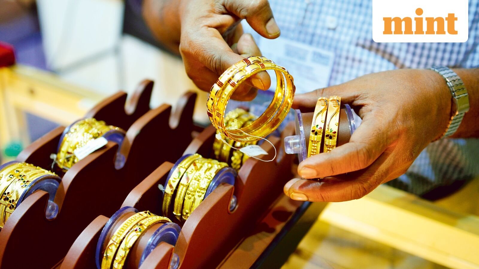 Motilal Oswal bullish on jewellery stocks; picks Titan, Kalyan Jewellers as top bets, sees up to 34% upside