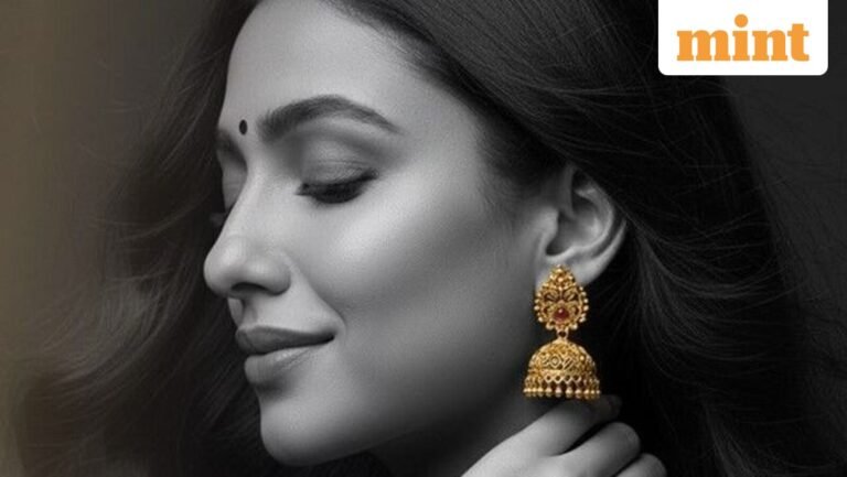 Lalithaa Jewellery Mart IPO: Issue booked 24% so far. GMP hints 15% listing pop.  Apply or not?