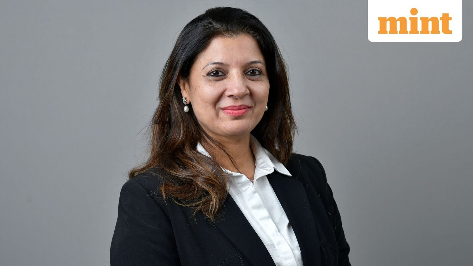 Buy or sell: Gift Nifty signals gap-down start, Vaishali Parekh recommends three intraday stocks to buy today