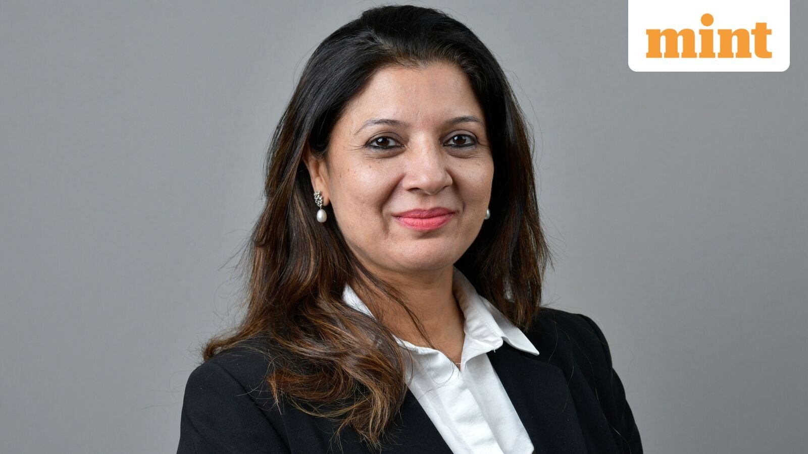 Buy or sell: Gift Nifty signals muted start! Vaishali Parekh recommends three intraday stocks to buy today