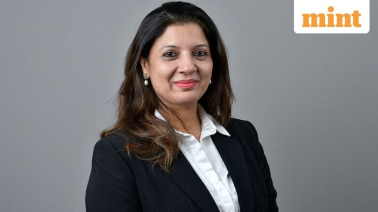 Buy or sell: Gift Nifty hints at a volatile session, Vaishali Parekh recommends three stocks to buy today — 19 August
