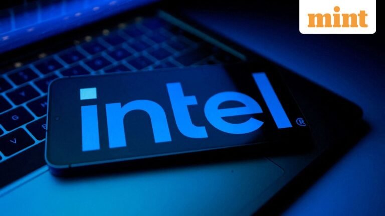 Intel plans $15 billion share sale as turnaround rally lifts stock