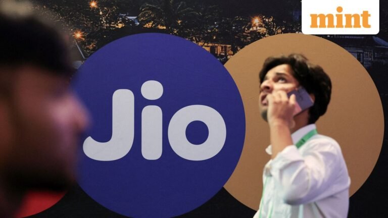 JIO IPO: India's biggest IPO coming soon? Jio Platforms gets SEBI nod for  ₹37,700 crore issue | What to know and expect