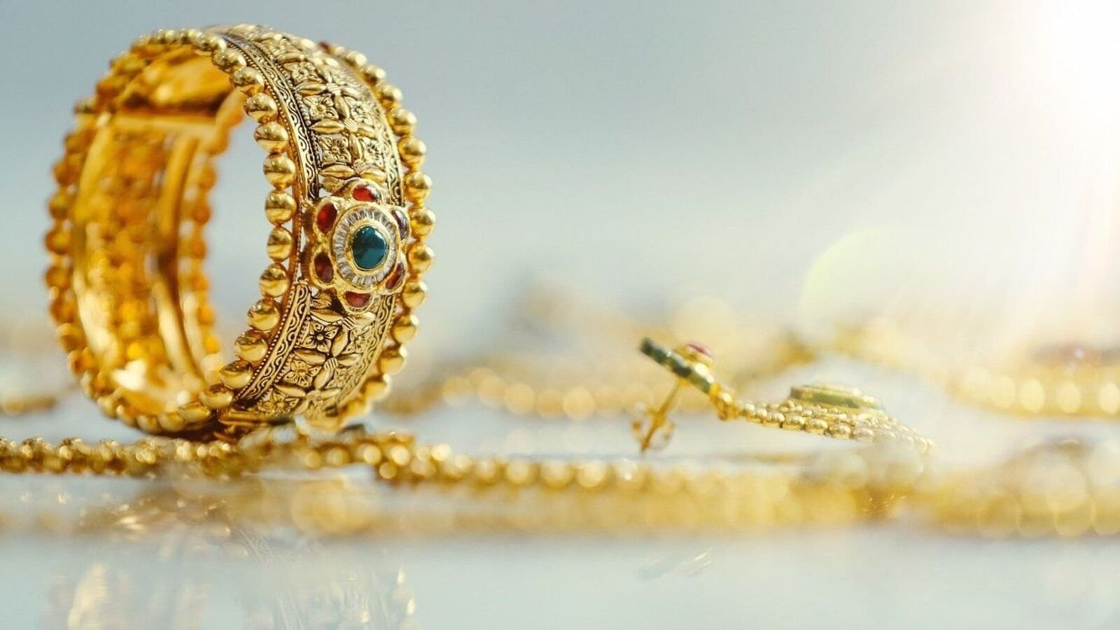 Kalyan Jewellers Q1 Results: Net profit jumps 32% YoY to  ₹349 crore; margins contract