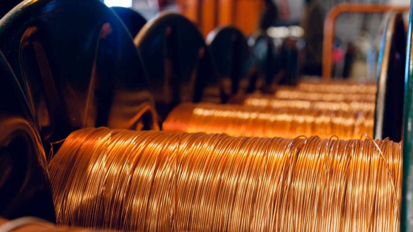 Hindustan Copper OFS: Government to sell up to 6% stake at  ₹514 per share, 10% below market price